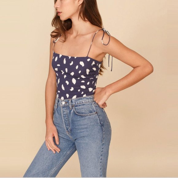 Reformation Tops - Reformation Lupe Tie Shoulder Top In Splatter Print (Size 8)